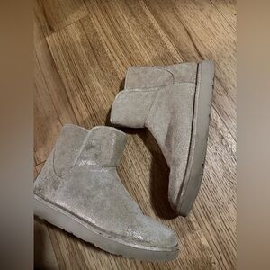 Women's Gold Glitter Short Zip-Up Uggs